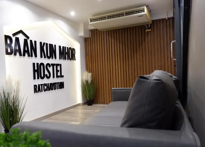 Baan Kun Mhor บ้านคุณหมอโฮสเทล Hostal *