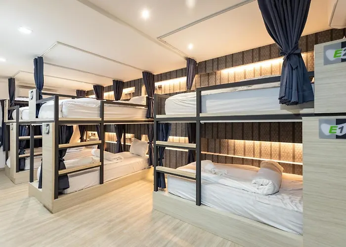 Hostal Baan Kun Mhor บ้านคุณหมอโฮสเทล Bangkok