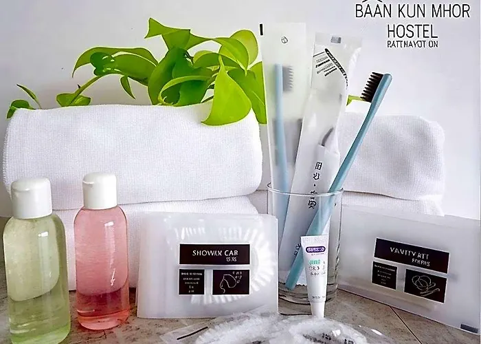 Baan Kun Mhor บ้านคุณหมอโฮสเทล Bangkok